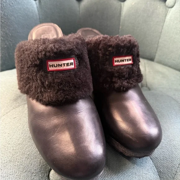 Hunter Black Fur Mules - Picture 8 of 10